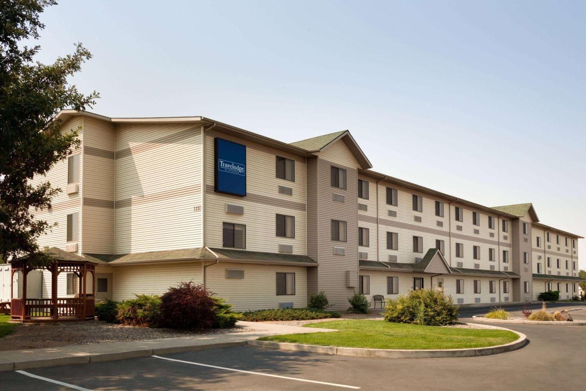Travelodge By Wyndham Хермистон Экстерьер фото
